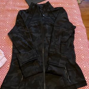 Define Jacket (Luon)